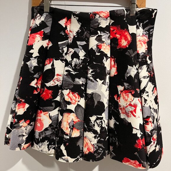 Lord & Taylor Skirt - Picture 4 of 4